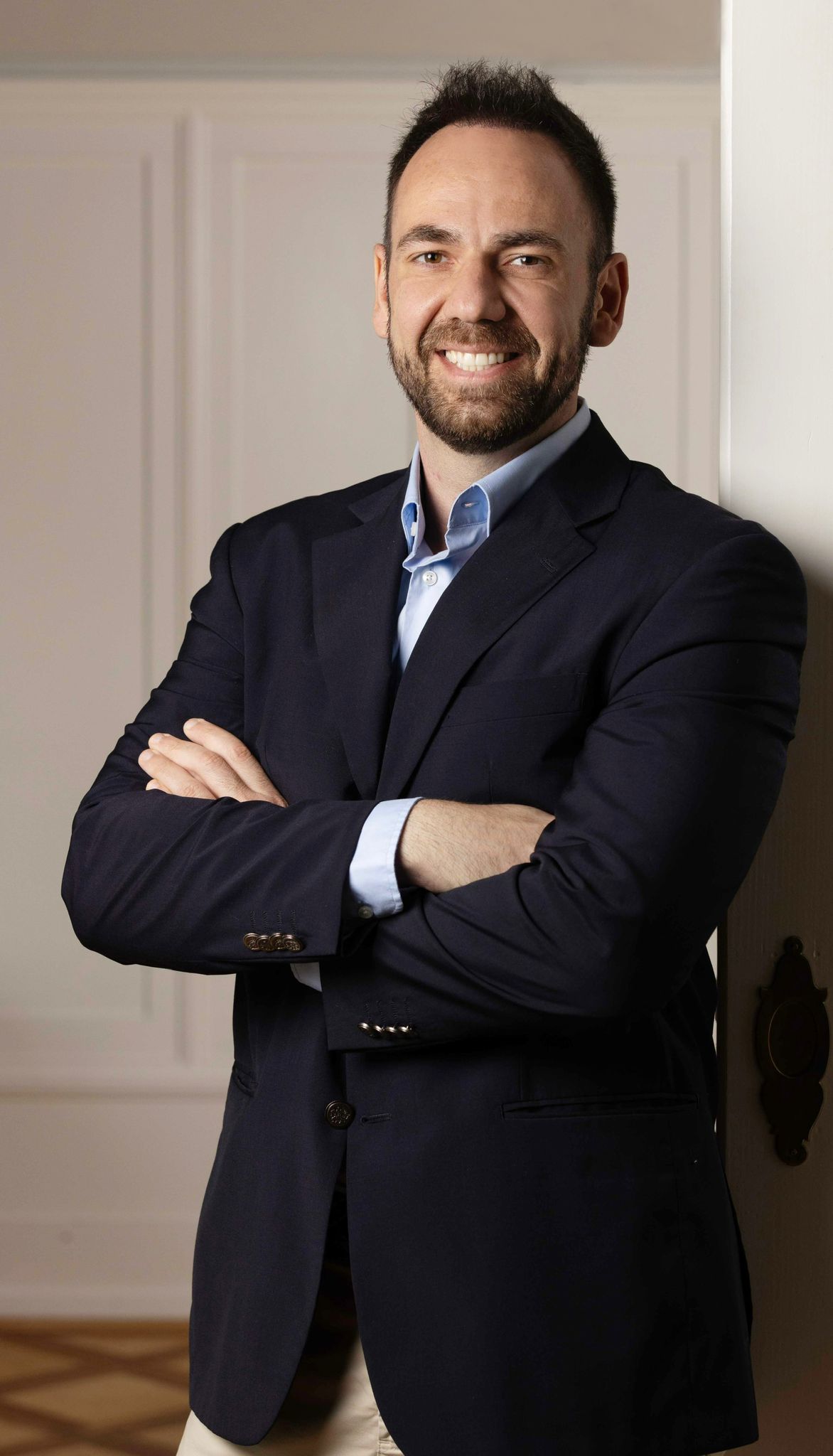 Dr. Chris Bachtsetzis